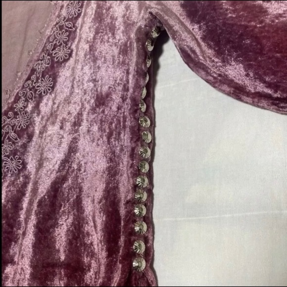 Vintage Geeta Rayon Smock, Hand-Studded - Picture 4 of 9